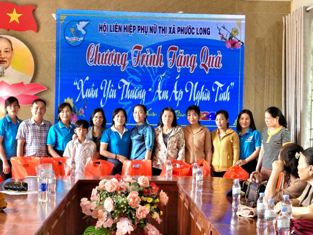 Hội LHPN thị xã Phước Long tiếp tục “Đồng hành cùng phụ nữ biên cương”