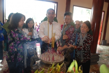 Hội LHPN tỉnh Bình Phước tổ chức Chương trình về nguồn, họp mặt  cán bộ Hội LHPN tỉnh qua các thời kỳ