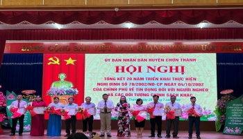 Hội LHPN huyện Chơn Thành tham dự hội nghị tổng kết 20 năm triển khai thực hiện Nghị định số 78/2002/NĐ-CP
