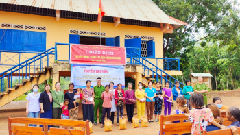 Phước Long gần 350 chị em phụ nữ hưởng ứng Chiến dịch truyền thông lồng ghép cung cấp dịch vụ CSSKSS/KHHGĐ đợt 1 năm 2023