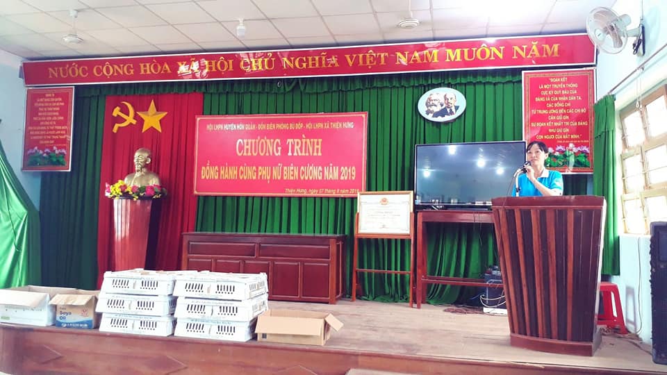 Bà Nguyễn Thị Dung – HUV. CT Hội LHPN huyện phát biểu tại chương trình
